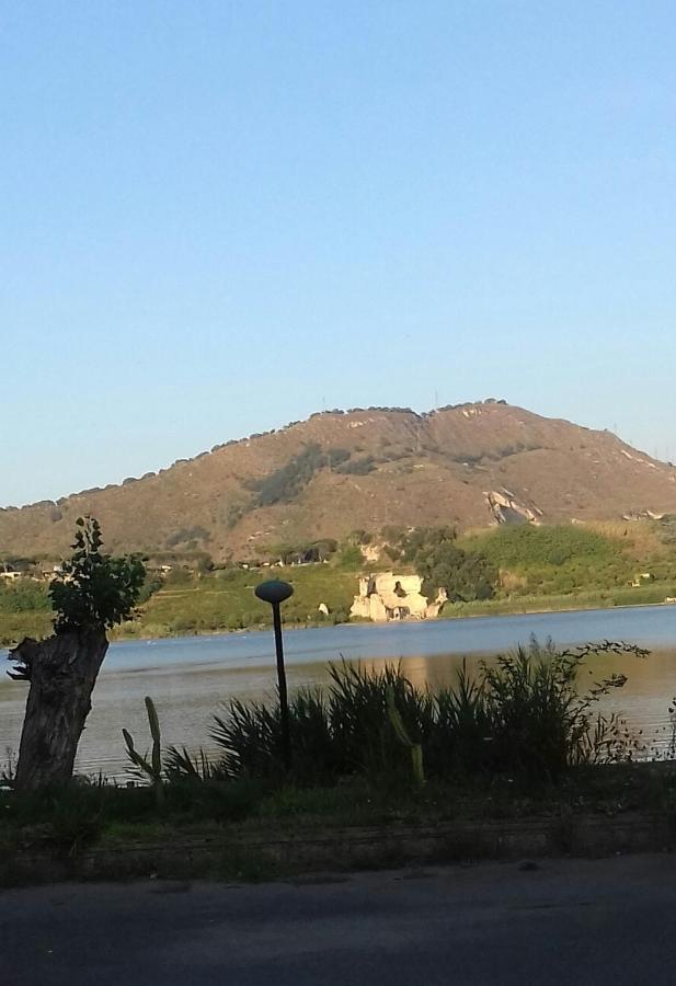 La Casa Di Laura Otel Pozzuoli Dış mekan fotoğraf